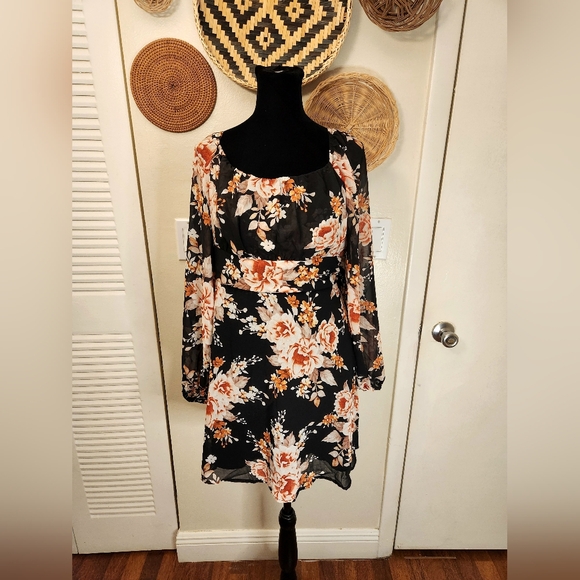 Black Floral Long Sleeve Mini Dress With Tie Back - Picture 7 of 12